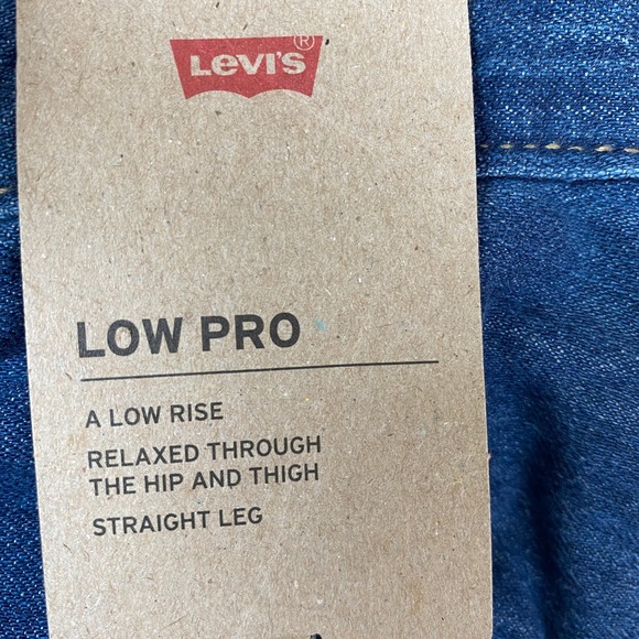 Levi's Low Pro Straight Leg Jeans Women 30x30 (33x30) Medium Wash NWT IRREGULAR - Picture 5 of 14